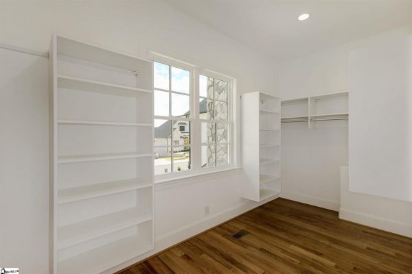 1540985-32bf4db7-533f-4fe1-b228-1ddd5d17d70a