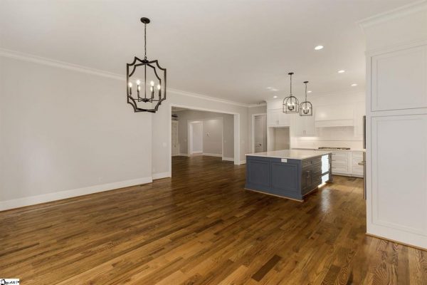 1540985-e6da70a5-949e-40c1-9a2f-b253b6236280