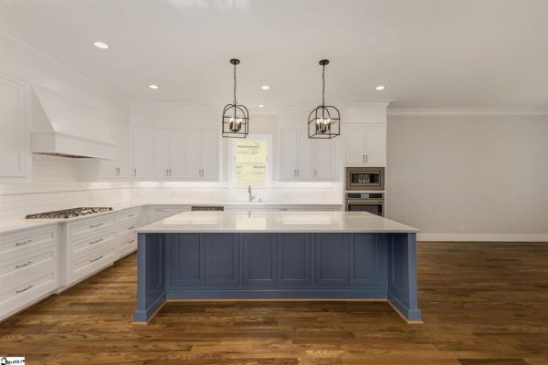 1540985-e7921466-f191-4404-b398-d2edae882e80